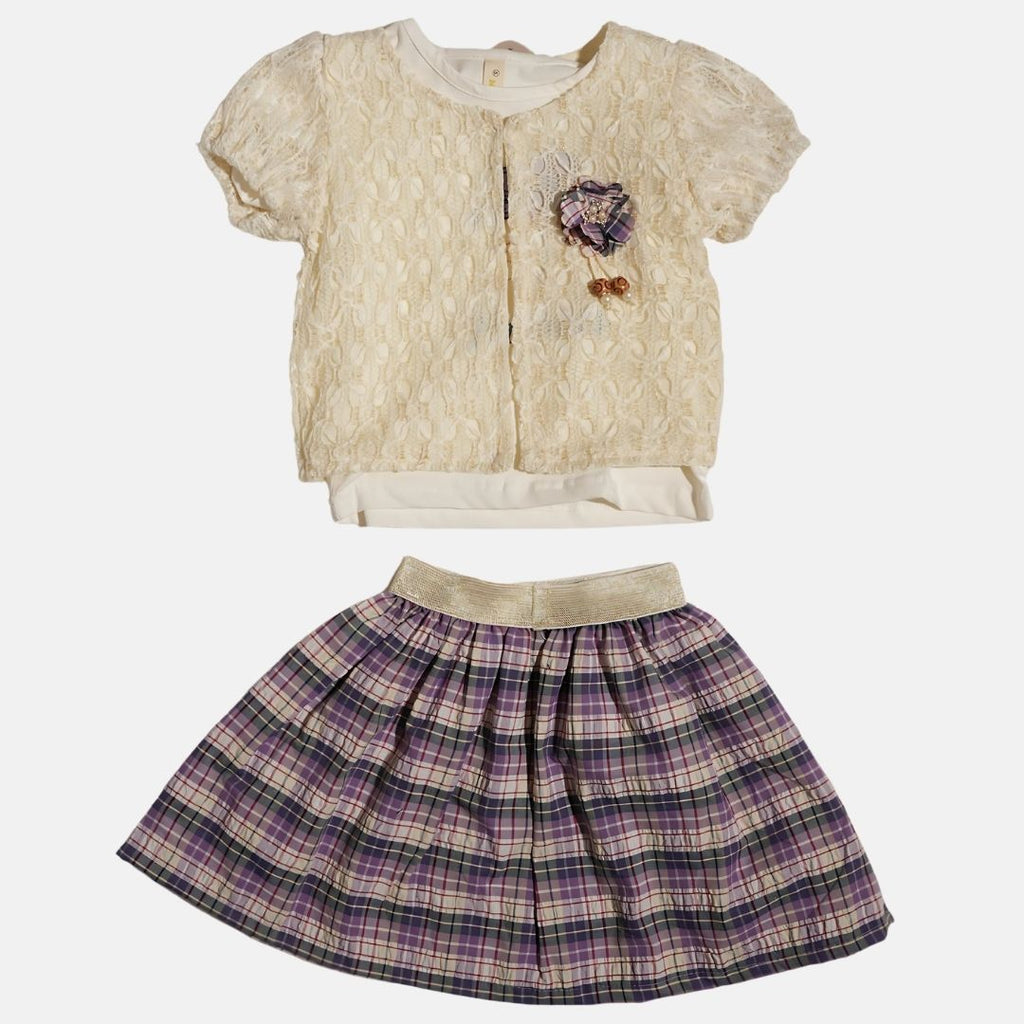 T-shirt with Long Skirt